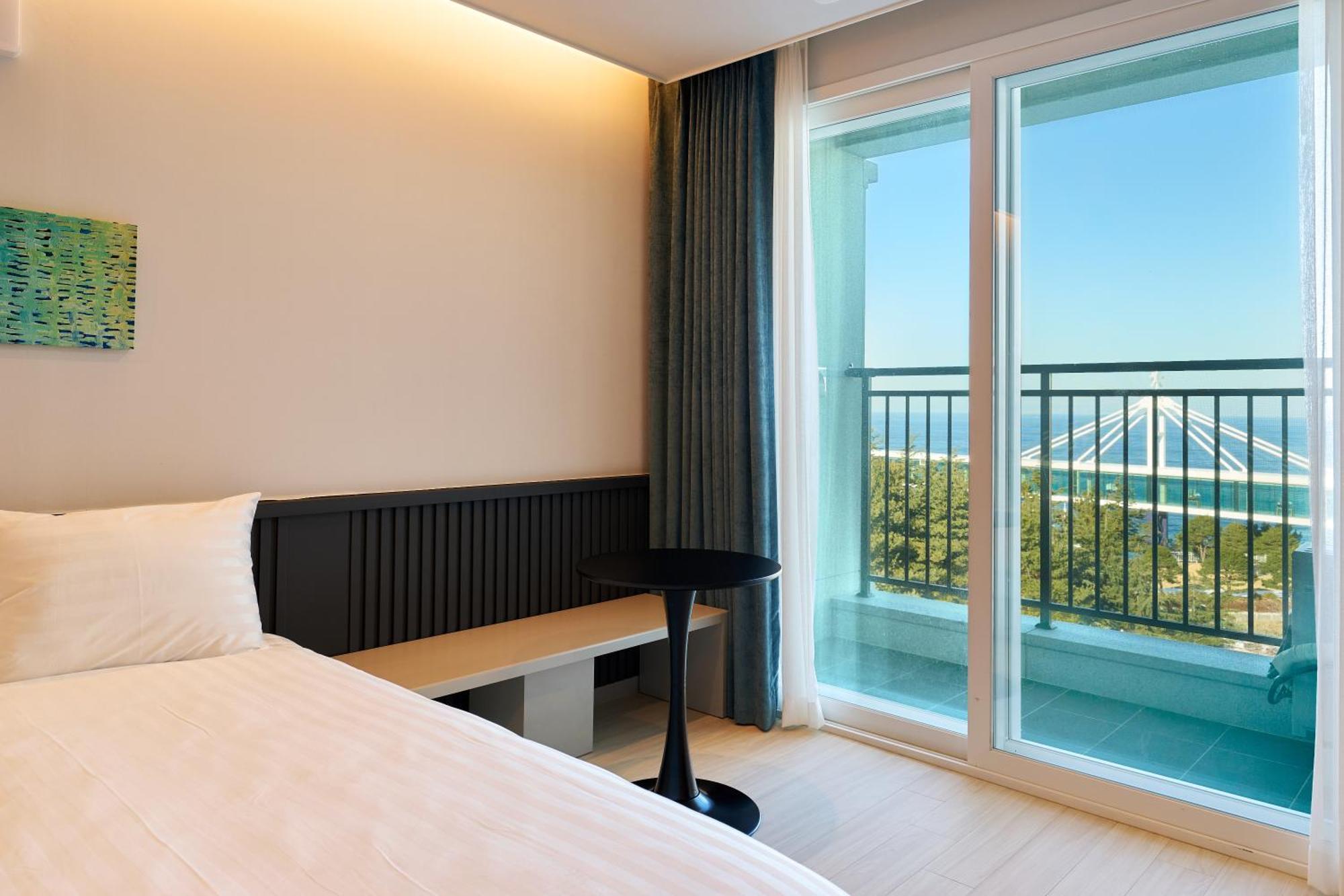 Sollavue Hotel & Resort Gangneung Exterior foto